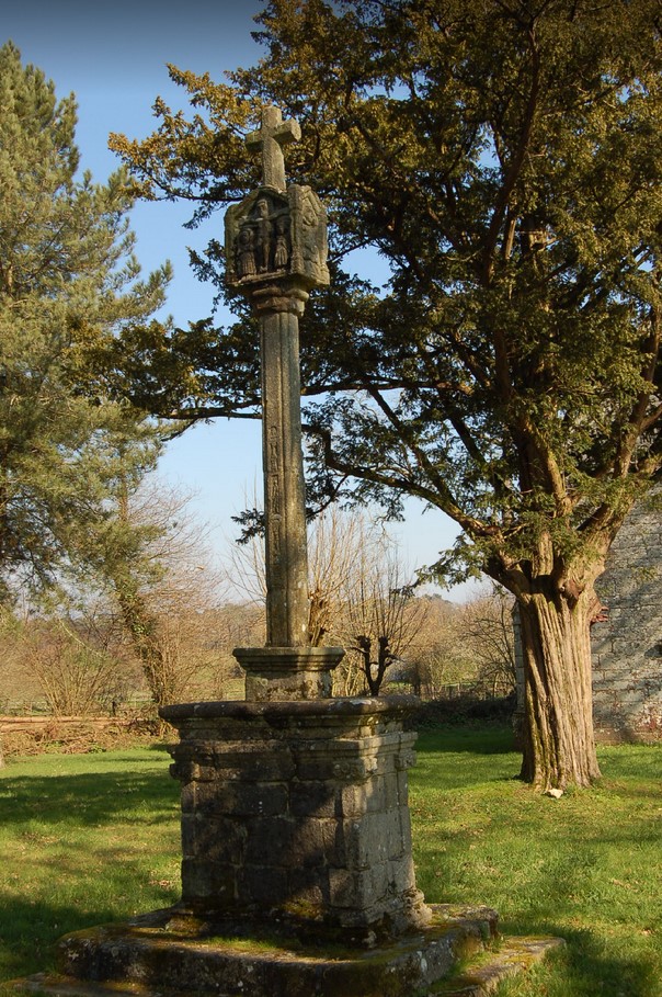 18 Croix de la Chapelle de SANDOUE