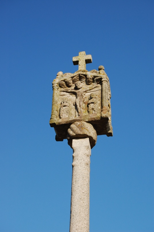 Le calvaire à croix bannière